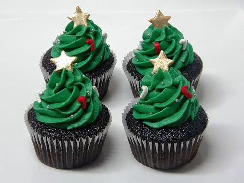 Christmas-Cupcakes-Trees australiaentertains
