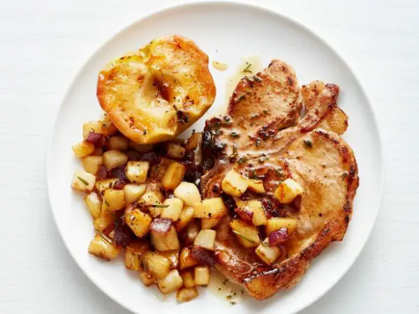 FNM_010116-Pork-Chops-with-Baked-Apples-Recipe_s4x3.jpg.rend.sni18col