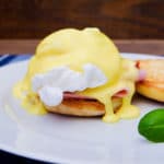 Receita de Eggs Benedict | Inglês Gourmet